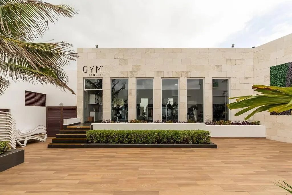 דירה קנקון Ocean Front Studio 2C, New Listing