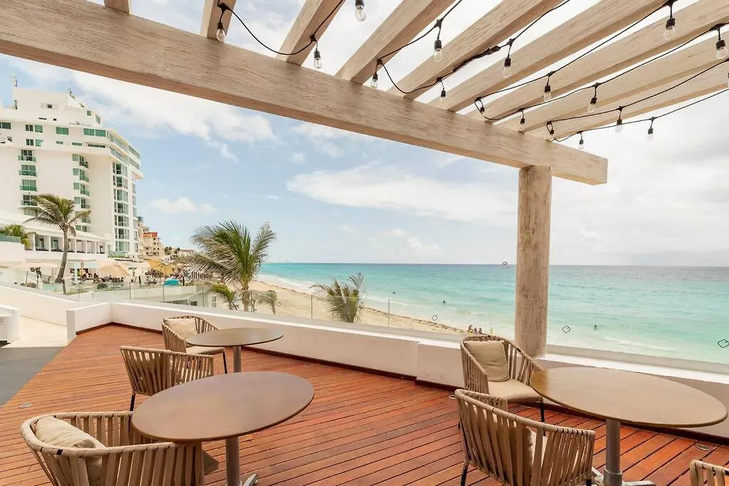 Ocean Front Studio 2C, New Listing Cancun 0*,  Mexico