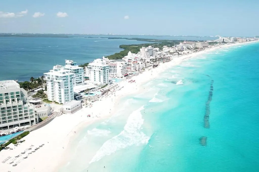 Ocean Front Studio 2C, New Listing Cancun