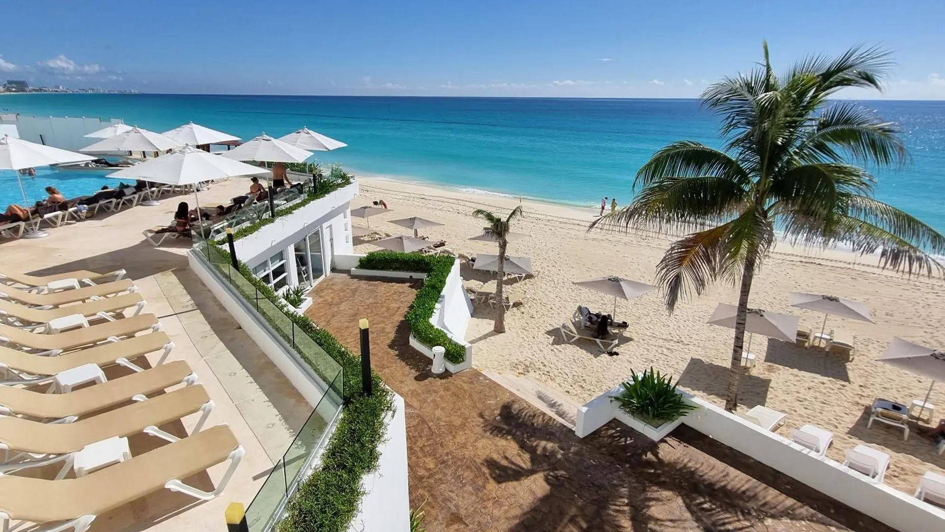 Ocean Front Studio 2C, New Listing Cancun 0*,  Mexico